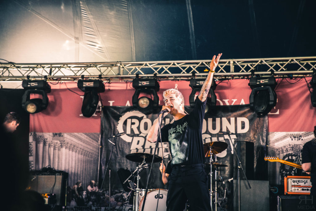 Holding Absence live @ Slam Dunk Festival 2018. Photo Credit: Rhys Haberfield Media