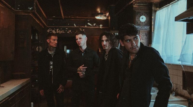 Crown The Empire 2021