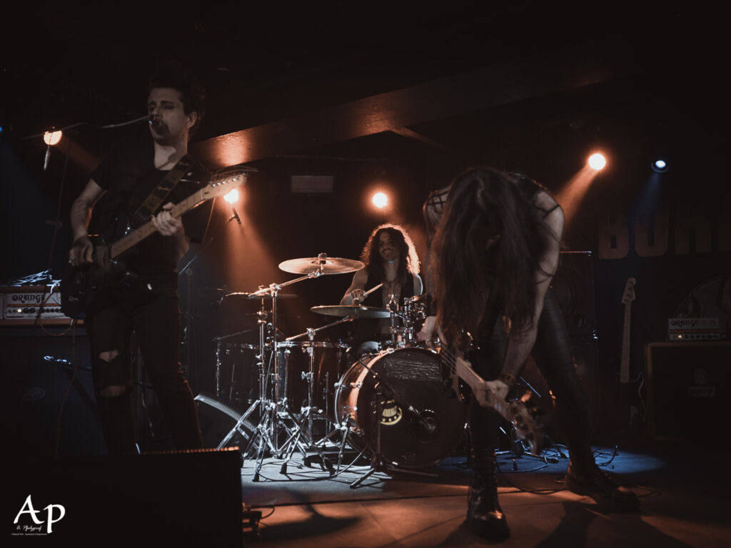 Dramalove live @ The Underworld, London. Photo Credit: Anne Pfalzgraf