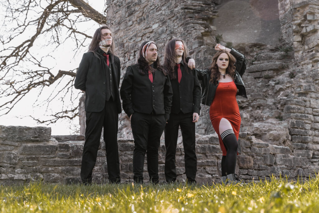Beth Blade & The Beautiful Disasters 2022