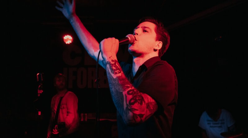 Crows live @ Clwb Ifor Bach, Cardiff. Photo Credit: Megan Jenkins Photography