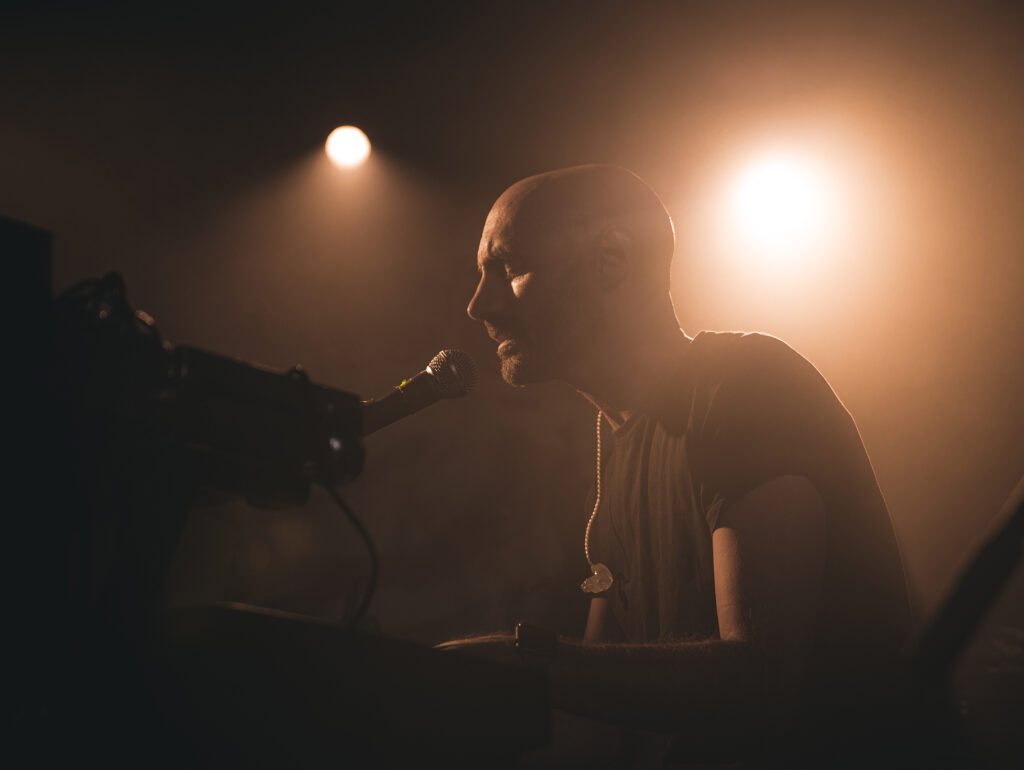 VLMV live @ Academy 3, Manchester. Photo Credit: Jess Robinson