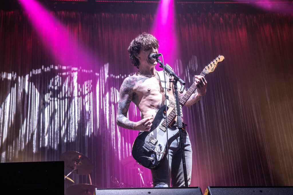 The Darkness live @ OVO Arena Wembley, London. Photo Credit: Sarah Tsang