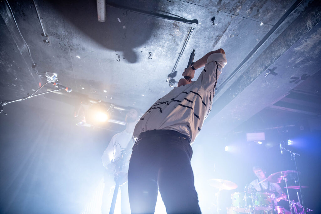 MØL live @ The Underworld, London. Photo Credit: Sarah Tsang