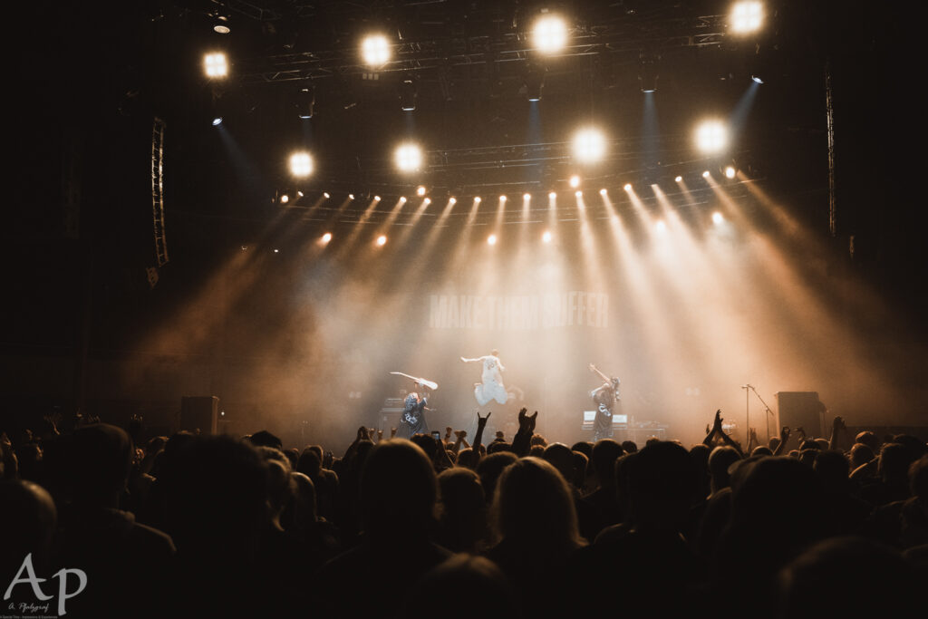 Knosis live @ The Roundhouse, London. Photo Credit: Anne Pfalzgraf