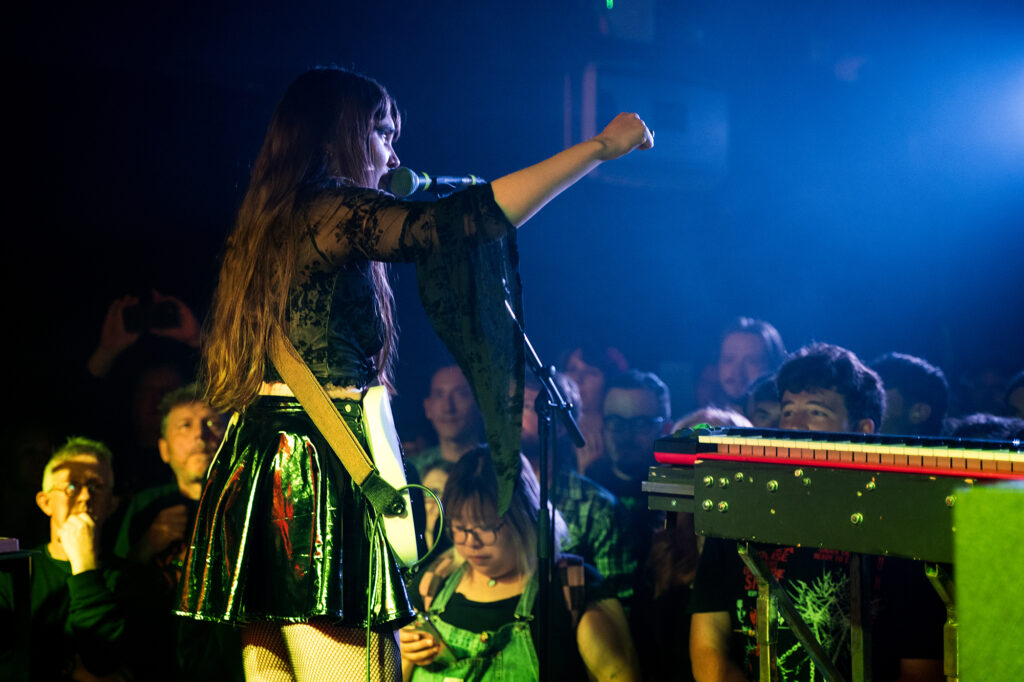 Calva Louise live @ The Bodega, Nottingham. Photo Credit: Izzy Sheldon