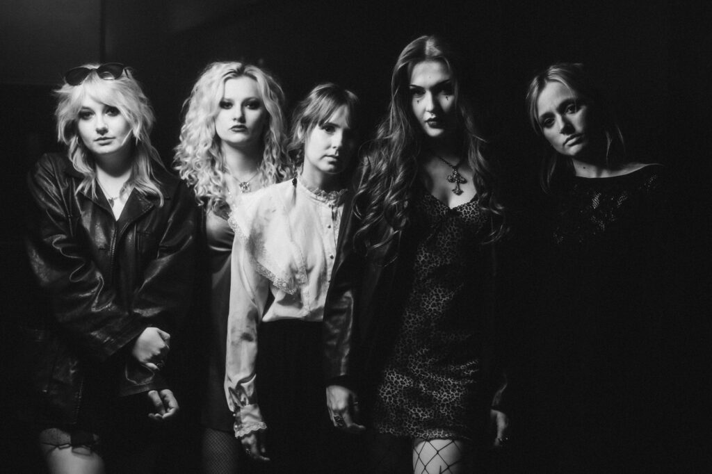 VENUS GRRRLS 2024-3