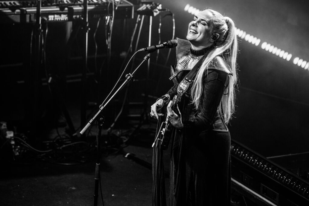 Eivør live @ Queen Margaret Union, Glasgow. Photo Credit: Duncan McCall