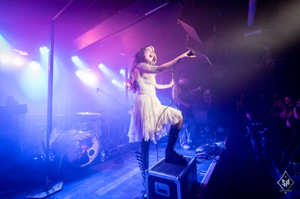 Charlotte Wessels live @ Club Academy, Manchester. Photo Credit: Sabrina Ramdoyal Photography