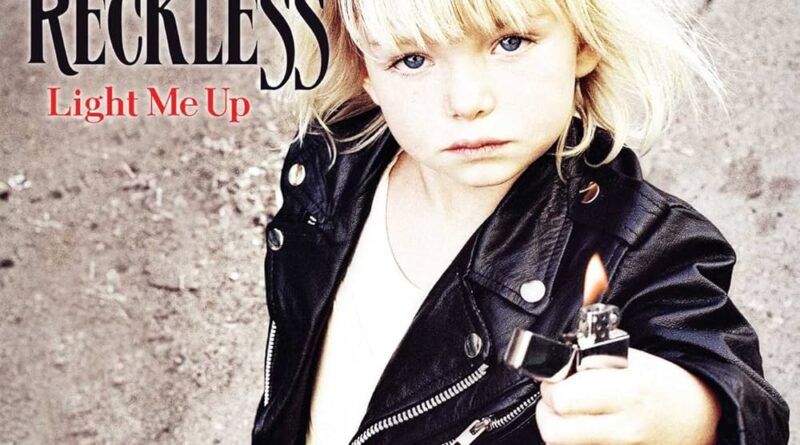 Light Me Up - The Pretty Reckless