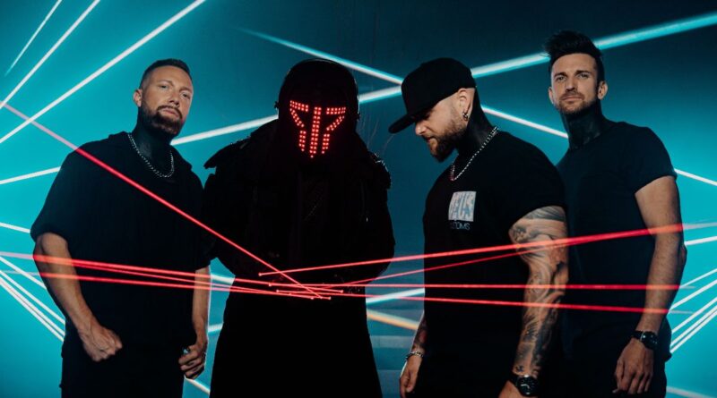 Smash Into Pieces 2025