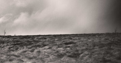 ALBUM REVIEW: Hear- Temptress