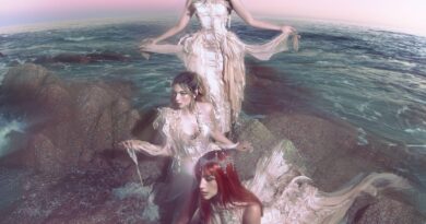 ALBUM REVIEW: Everything’s Falling – The Warning
