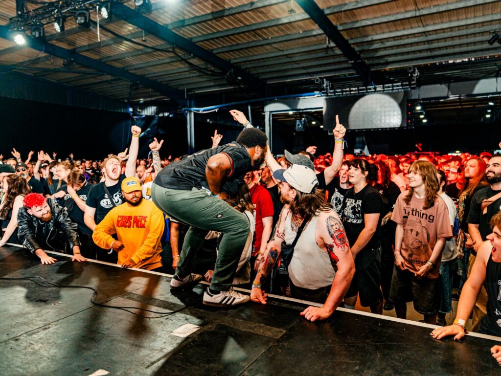 End It live @ Outbreak Fest 2026. Photo Credit: Anna Swiechowska